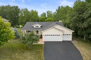921 Aspen Ln, Montrose, MN 55363 - Photo 1