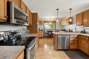 921 Aspen Ln, Montrose, MN 55363 - Photo 5