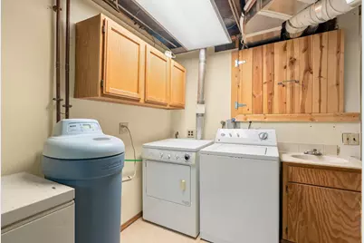 2209 6th Street NW, Austin, MN 55912 - Photo 45