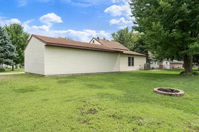 2209 6th Street NW, Austin, MN 55912 - Photo 3