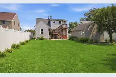 1103 8th Street NW, Austin, MN 55912 - Photo 3