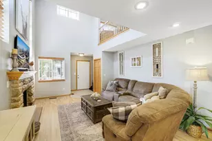 14995 Chestnut Ln, Savage, MN 55378 - Photo 11