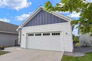257 McCarrons Pl W, Roseville, MN 55113 - Photo 49