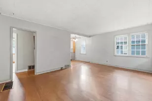 119 2nd Ave NE, Saint Cloud, MN 56304 - Photo 5