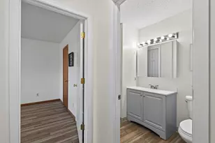 1010 E 145th St, Burnsville, MN 55337 - Photo 17