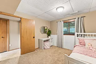 19002 Barrington Dr, Eden Prairie, MN 55346 - Photo 19