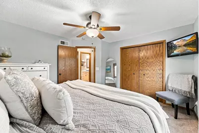 19002 Barrington Drive, Eden Prairie, MN 55346 - Photo 11