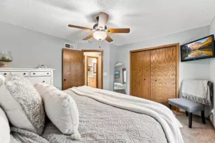 19002 Barrington Dr, Eden Prairie, MN 55346 - Photo 11