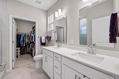 207 Liberty Heights Drive, Chaska, MN 55318 - Photo 11