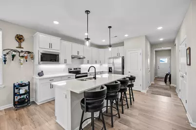 207 Liberty Heights Drive, Chaska, MN 55318 - Photo 13