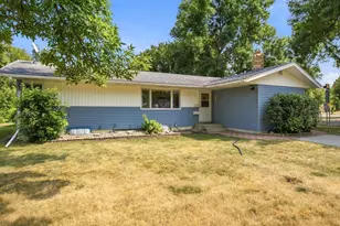 1914 15th St S, Moorhead, MN 56560 - Photo 1