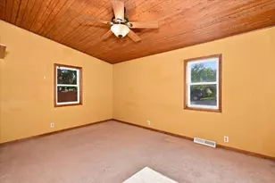 2009 Washington Ave, Superior, WI 54880 - Photo 9
