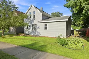 2009 Washington Ave, Superior, WI 54880 - Photo 1