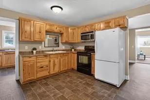 106 Lark St, Sandstone, MN 55072 - Photo 9