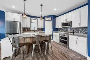 3129 Glasgow St, River Falls, WI 54022 - Photo 15