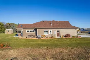 626 Lake Forest Cir, Detroit Lakes, MN 56501 - Photo 45
