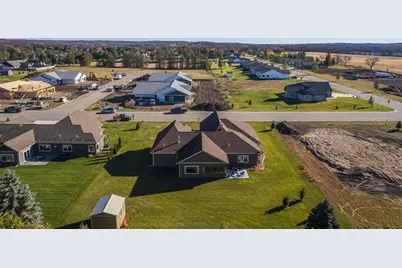 626 Lake Forest Circle, Detroit Lakes, MN 56501 - Photo 39