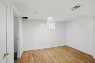 3541 Clinton Ave, Minneapolis, MN 55408 - Photo 9