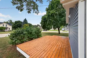 809 S Prairie St, Lake City, MN 55041 - Photo 7