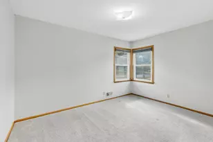 2047 Morgan Ave, Saint Paul, MN 55116 - Photo 17