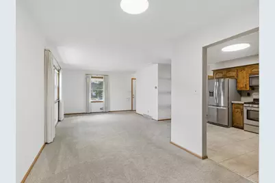 2047 Morgan Avenue, Saint Paul, MN 55116 - Photo 5