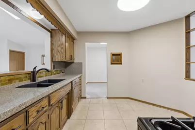 2047 Morgan Avenue, Saint Paul, MN 55116 - Photo 15