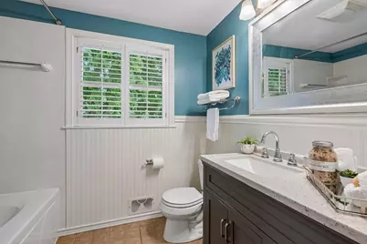 5913 Woodland Circle, Minnetonka, MN 55345 - Photo 17