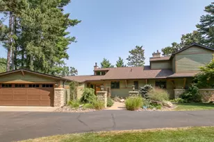 4669 N Shore Dr, Eau Claire, WI 54703 - Photo 1