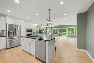 12810 Lone Oak Dr, Minnetonka, MN 55305 - Photo 5