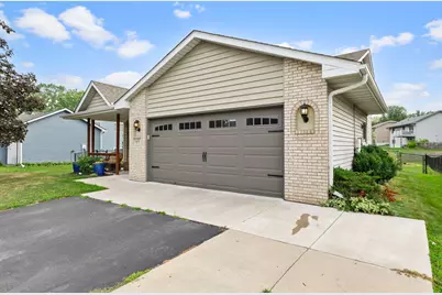 7419 52nd Street N, Oakdale, MN 55128 - Photo 5