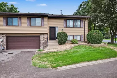 1086 122nd Avenue NE, Blaine, MN 55434 - Photo 1