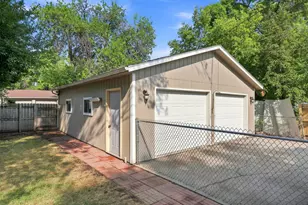 922 27th St N, Fargo, ND 58102 - Photo 23