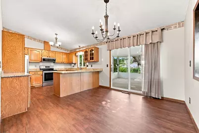 7470 Upper 26th Street N, Oakdale, MN 55128 - Photo 11