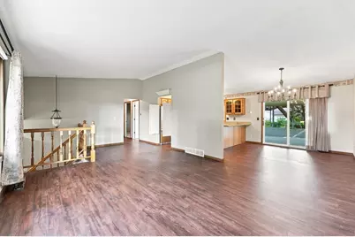 7470 Upper 26th Street, Oakdale, MN 55128 - Photo 13