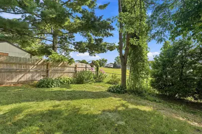 7470 Upper 26th Street N, Oakdale, MN 55128 - Photo 37