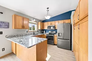 3606 34th St S, Moorhead, MN 56560 - Photo 7