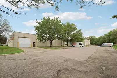 9219 Grand Avenue S, Bloomington, MN 55420 - Photo 5
