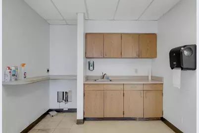 9219 Grand Avenue S, Bloomington, MN 55420 - Photo 21