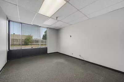 9219 Grand Avenue S, Bloomington, MN 55420 - Photo 27