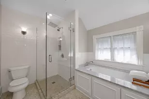 695 Fairmount Ave, Saint Paul, MN 55105 - Photo 21