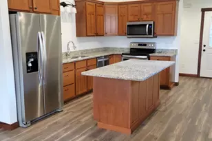 3507 Sevenoaks St, River Falls, WI 54022 - Photo 5