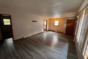 706 20th St N, Moorhead, MN 56560 - Photo 7