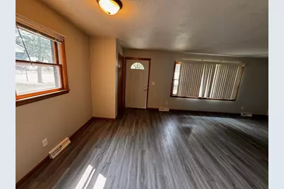 706 20th Street N, Moorhead, MN 56560 - Photo 9