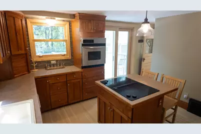 409 N 4th Street, Marshall, MN 56258 - Photo 7