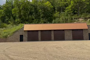 17674 County 11, Spring Grove, MN 55974 - Photo 15