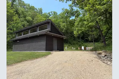 17674 County 11, Spring Grove, MN 55974 - Photo 9