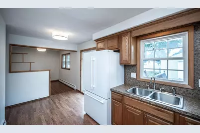 214 Poplar Street E, South Saint Paul, MN 55075 - Photo 13