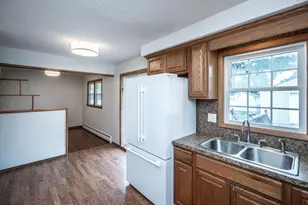 214 Poplar St E, South Saint Paul, MN 55075 - Photo 13