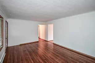 214 Poplar St E, South Saint Paul, MN 55075 - Photo 11