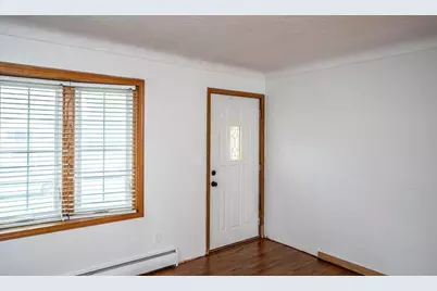 214 Poplar Street E, South Saint Paul, MN 55075 - Photo 9